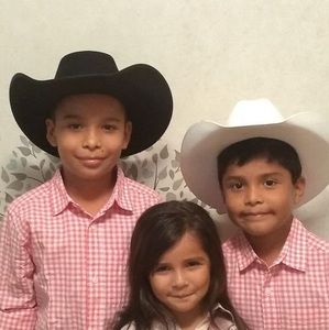 Meet your Posher, Esmer